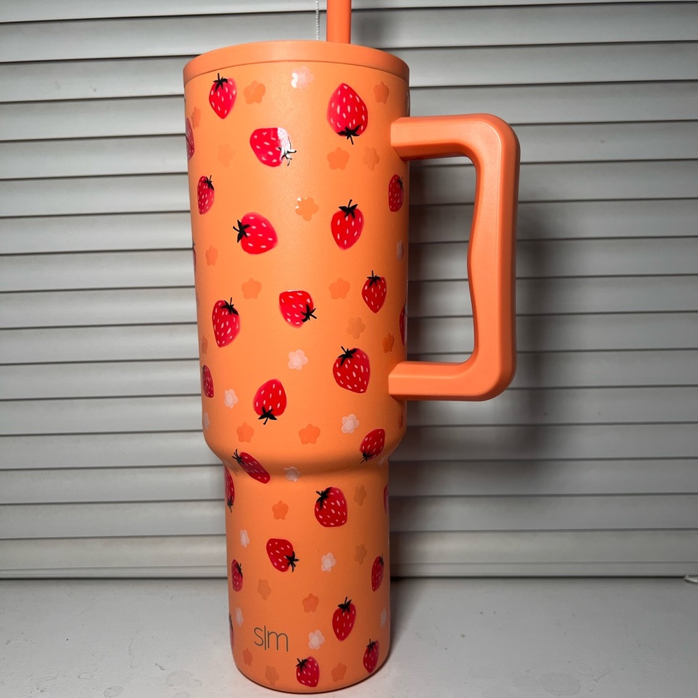 Simple modern Strawberry Tumbler